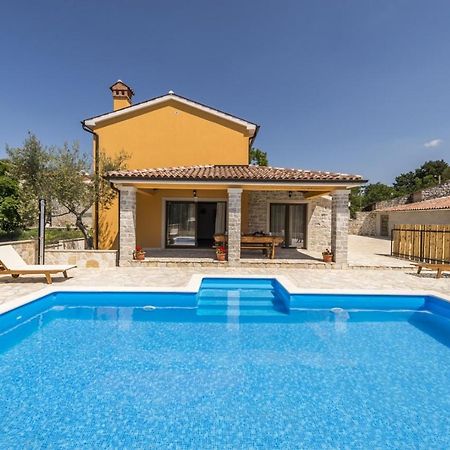 Spacious Four-Bedroom Villa Marija Klostar Dış mekan fotoğraf