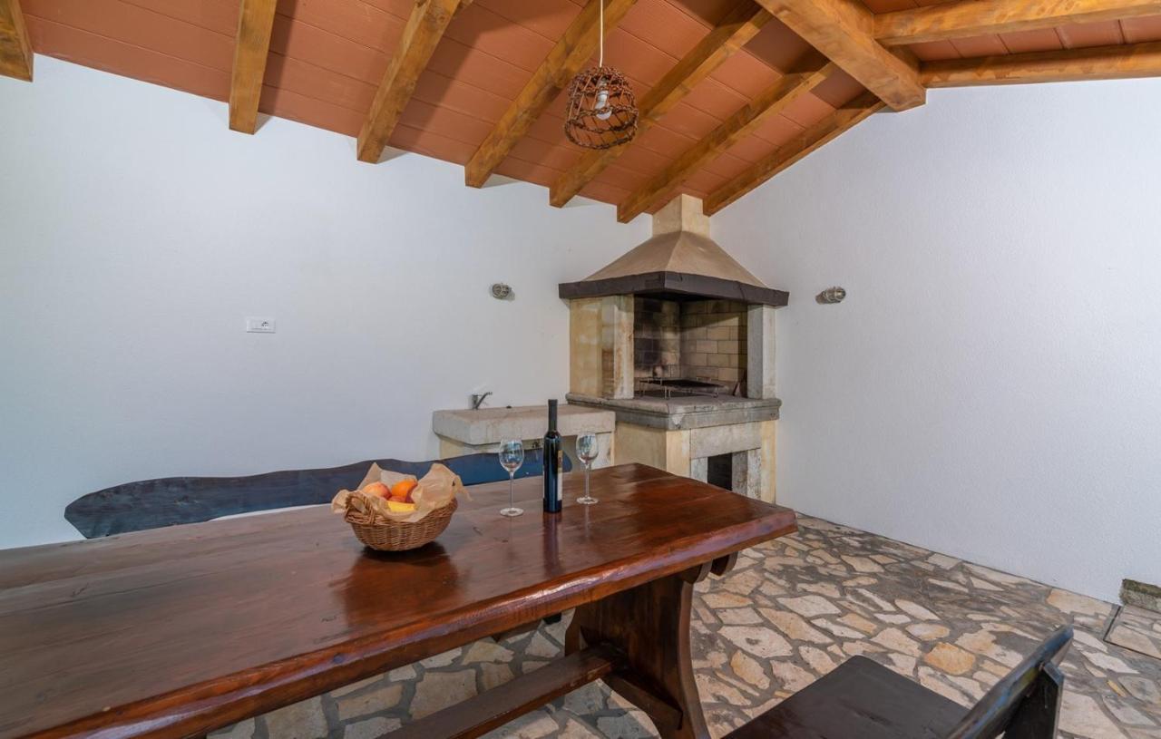 Spacious Four-Bedroom Villa Marija Klostar Dış mekan fotoğraf