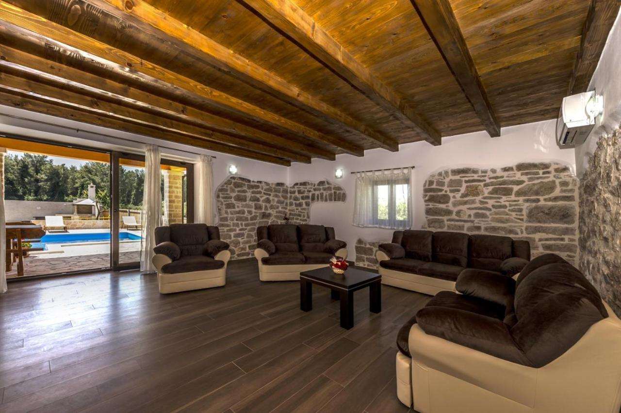 Spacious Four-Bedroom Villa Marija Klostar Dış mekan fotoğraf
