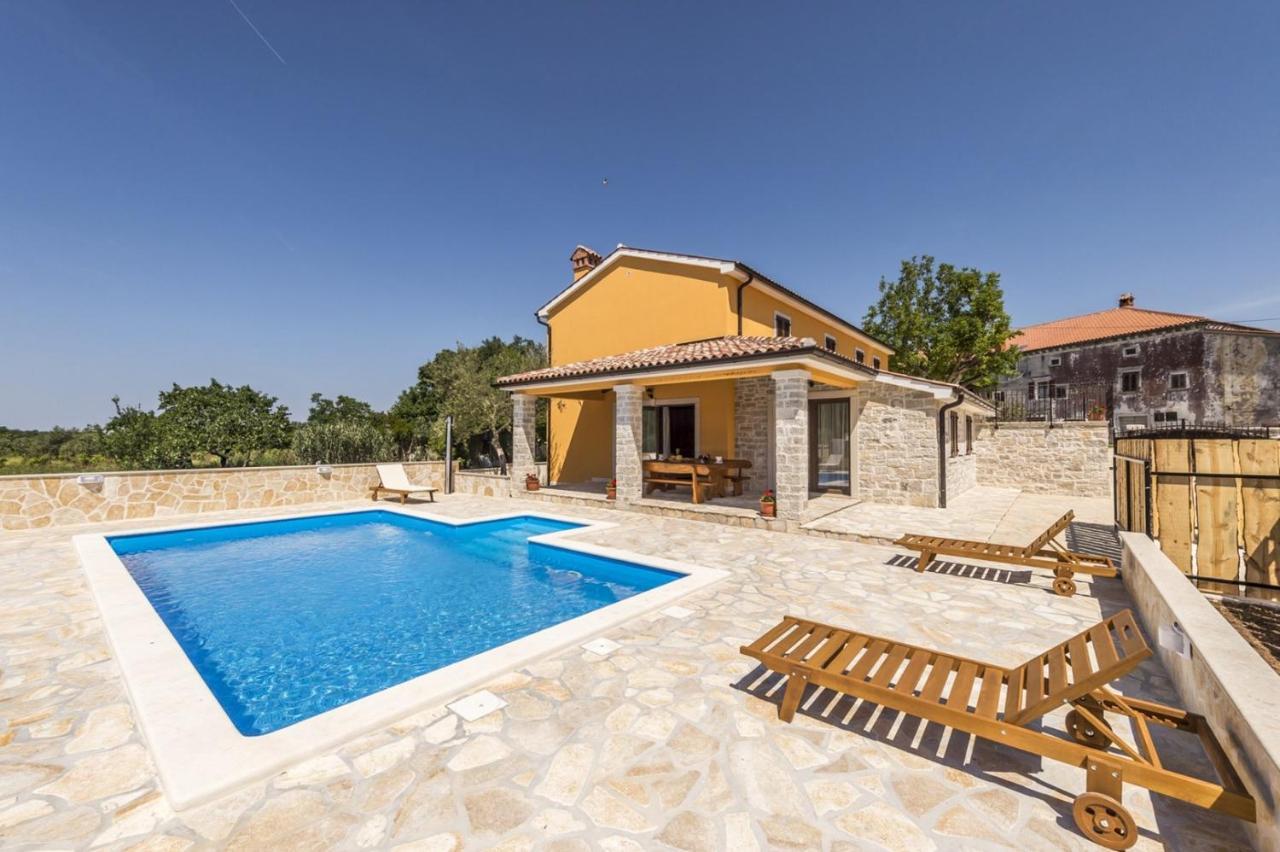 Spacious Four-Bedroom Villa Marija Klostar Dış mekan fotoğraf