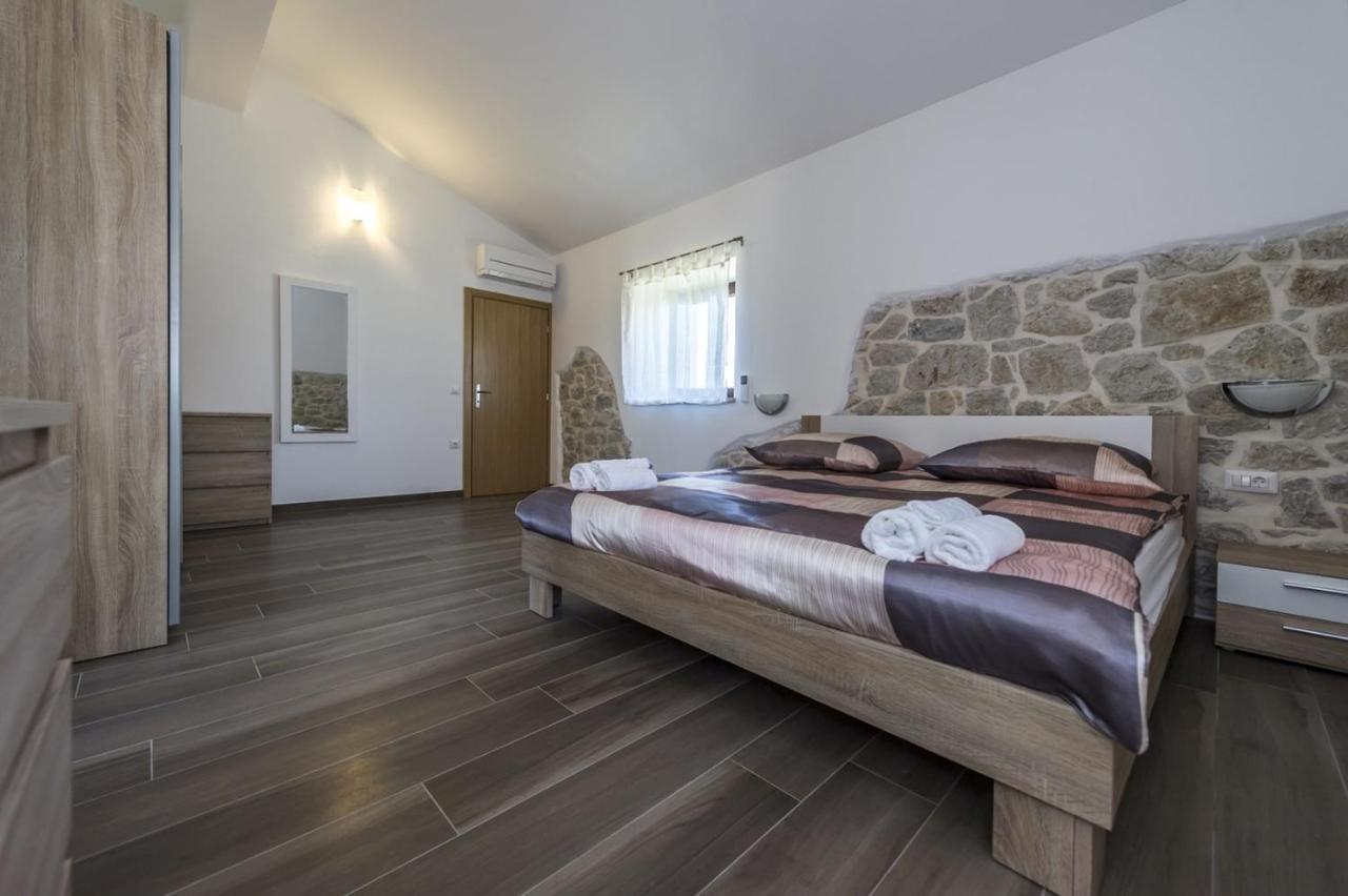 Spacious Four-Bedroom Villa Marija Klostar Dış mekan fotoğraf