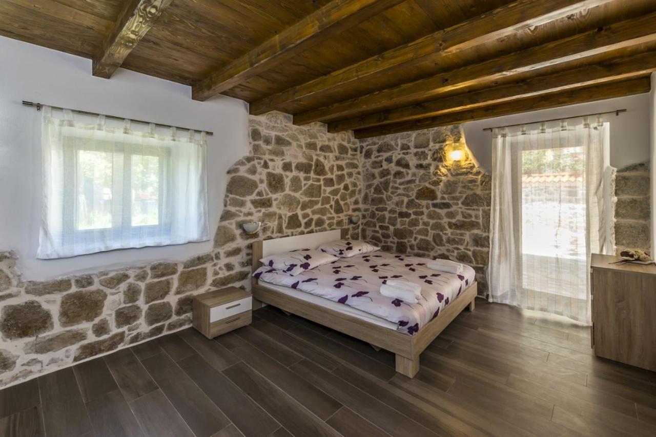 Spacious Four-Bedroom Villa Marija Klostar Dış mekan fotoğraf
